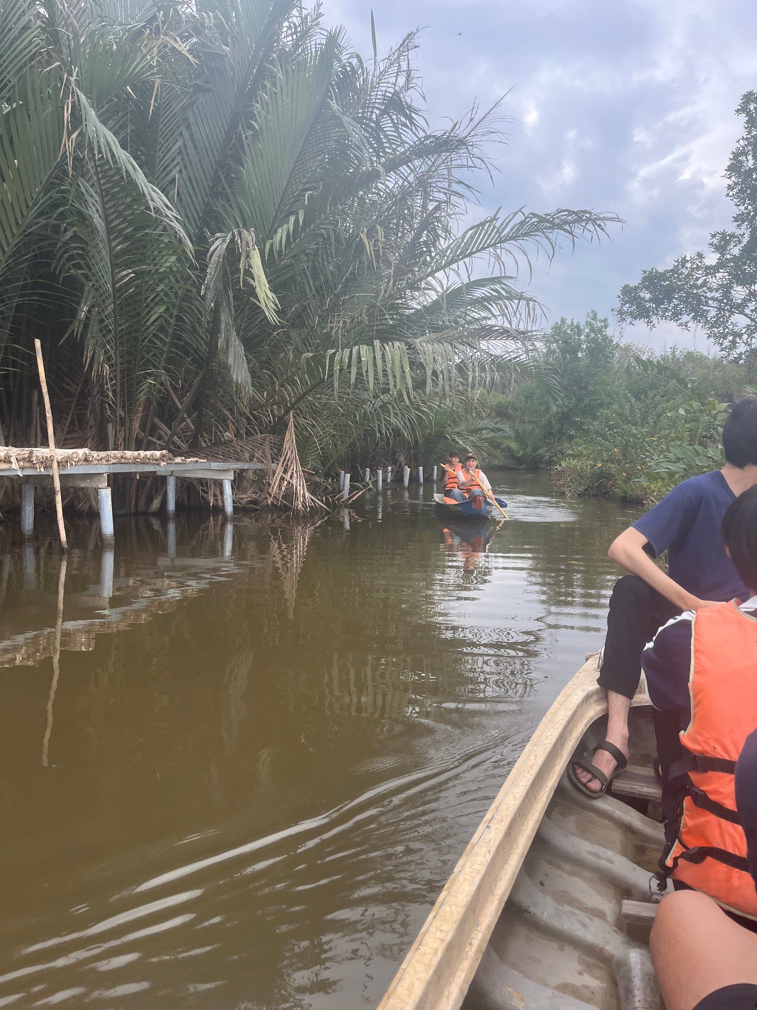 MONIQ TAP YEP 2024: Glamping – Ăn chơi bét nhè, xém quên đường về