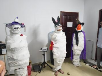 HALLOWEEN TẠI MONIQ TAP: KHI NHỮNG “PHÁP SƯ” CODE VÀ DESIGN LỘ DIỆN!